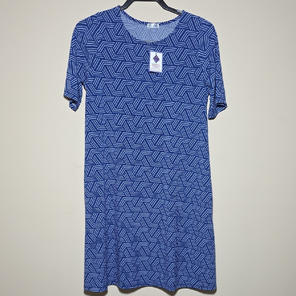 Mountain Mamas NWT Geometric Blue Midi Dress With Pockets